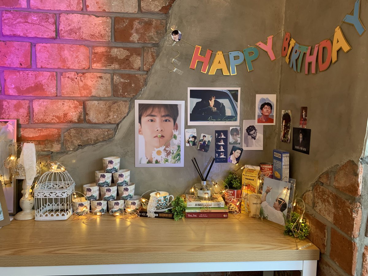 latte_taec's tweet photo. 어제 갔었던 광화문에 있는 택연이 생일 카페.
아득한 공간 여기저기 택연이로 가득해서 행복했던 시간이였습니다. 
#Happy_OK_Day
#택연과_함께라면_다좋은_12월 https://t.co/VXDfTViAwR