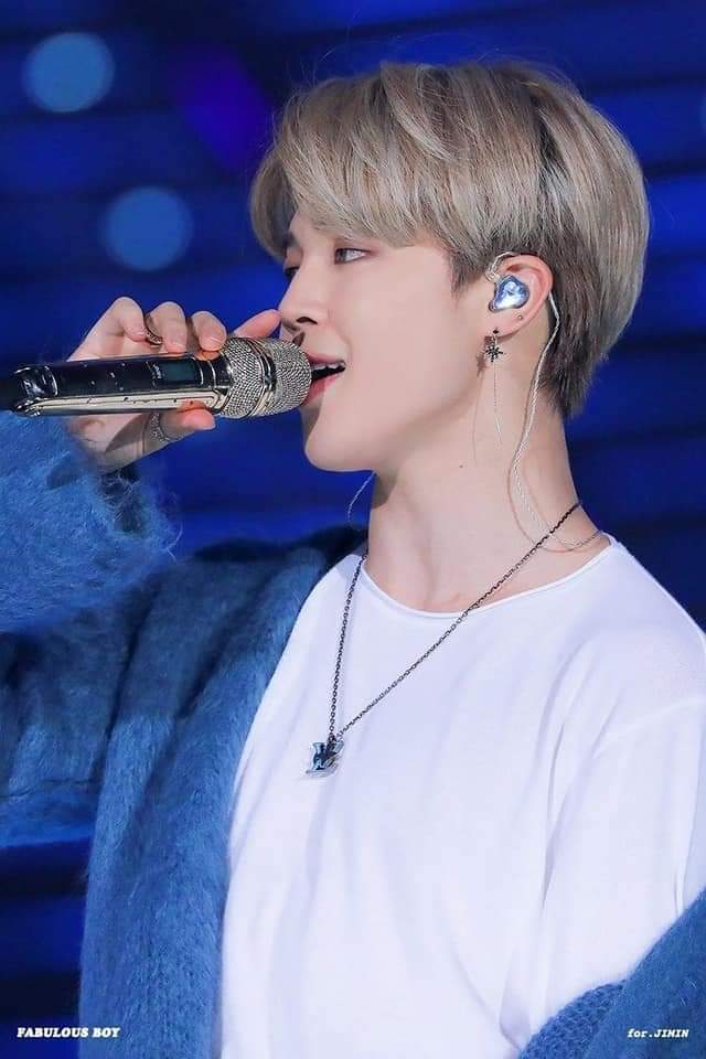 filter_jiminpk's tweet photo. 천사 💞 #JIMIN https://t.co/zpymN4TpEp