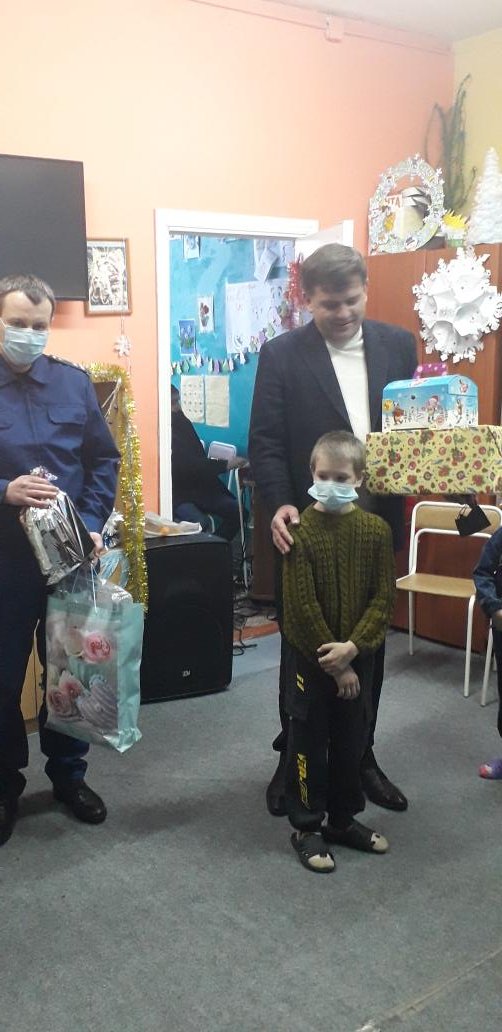 srcng20's tweet image. #mspno  Новогоднее чудо: "Елка желаний" исполняет мечты детей. 
Выражаем огромную благодарность Администрации Краснооктябрьского района, МБУК " ИКЦ Краснооктябрьского райна". 
Своим вниманием и заботой о детях Вам удалось создать атмосферу сказочного праздника.