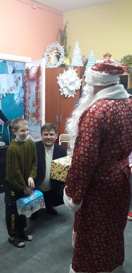 srcng20's tweet image. #mspno  Новогоднее чудо: "Елка желаний" исполняет мечты детей. 
Выражаем огромную благодарность Администрации Краснооктябрьского района, МБУК " ИКЦ Краснооктябрьского райна". 
Своим вниманием и заботой о детях Вам удалось создать атмосферу сказочного праздника.