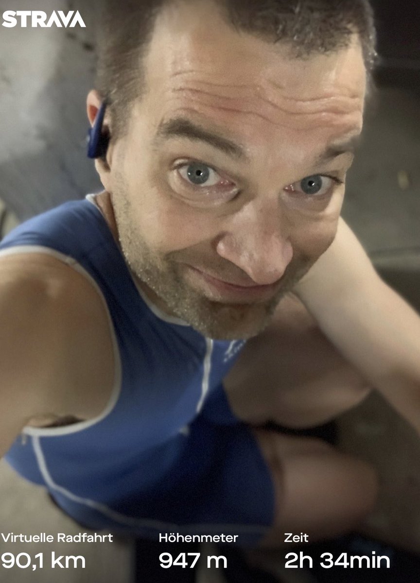 jensandmie's tweet photo. Vor dem Frühstück
#Morgentraining 🚴 https://t.co/BWG9qoNxCb