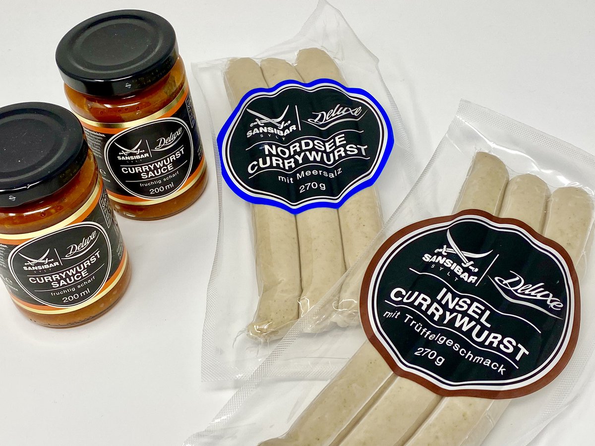 hoomygumb's tweet image. Moin! Ersma Currywurst-Frühstück… Verkostungstisch und so! 🤗