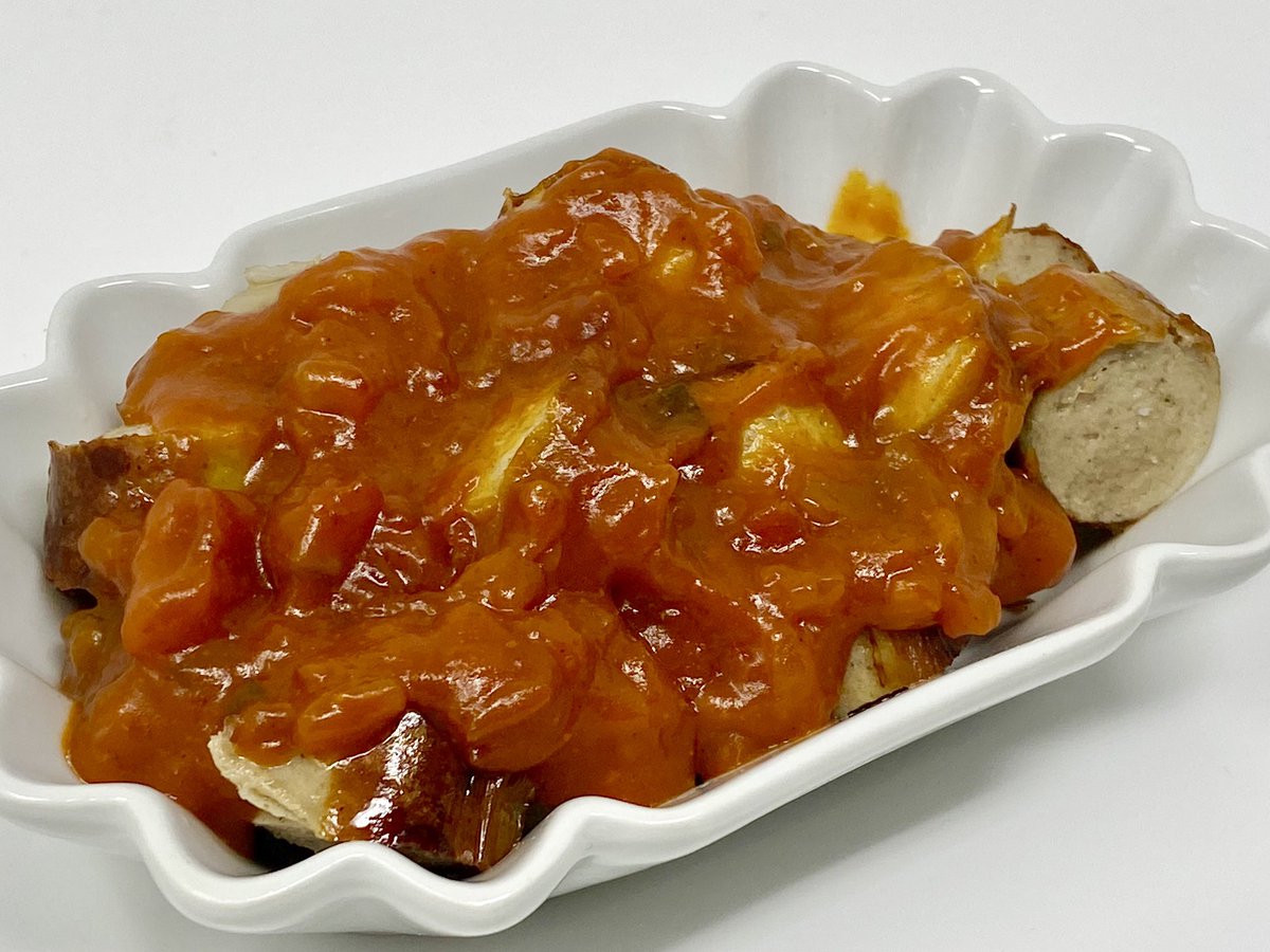 hoomygumb's tweet image. Moin! Ersma Currywurst-Frühstück… Verkostungstisch und so! 🤗