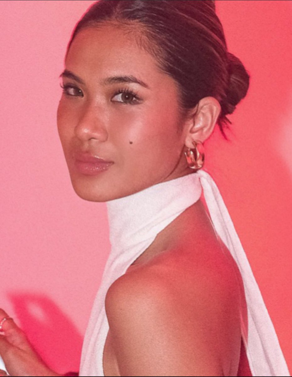 louyanong's tweet photo. 🍃🌷🐚 https://t.co/B7VxFMjhsZ