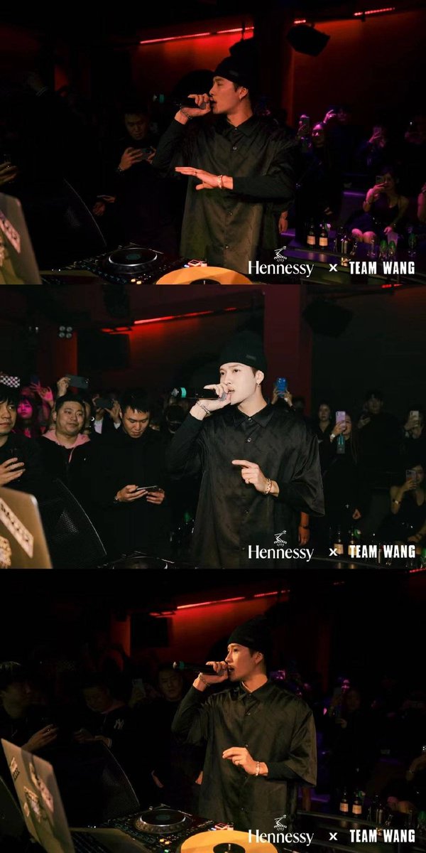 ggwithgot7's tweet photo. ทีมหวังมาลงรูปบอสงานเมื่อคืนแล้ว 🥃

#TEAMWANG × Hennessy https://t.co/KFVdRx3d6E