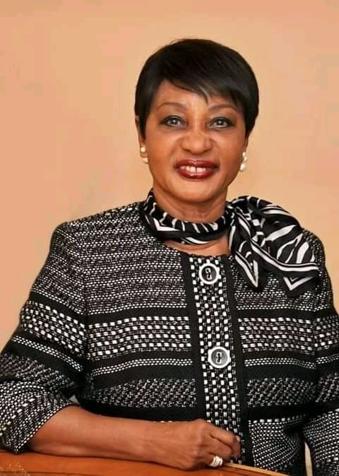 Alexand15526138's tweet photo. HENRIETTE KONAN BÉDIÉ, épouse du Président BÉDIÉ. Fête ses 83 ans en jour ! 
Que toute la gloire soit rendue à Dieu ! 🥂 https://t.co/mNWLdbB0zW