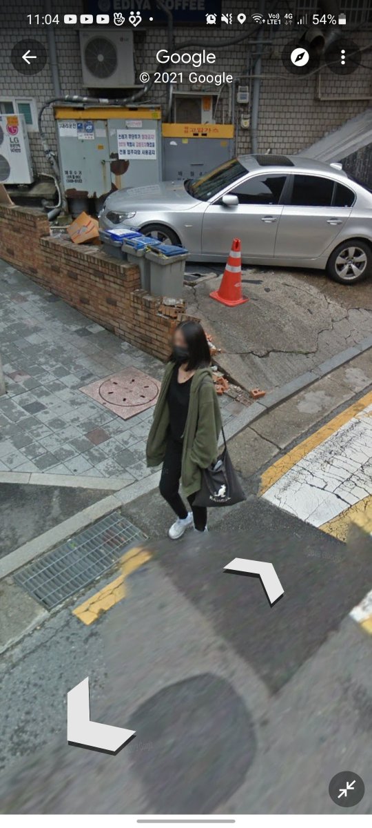 arewhyyouhuu's tweet photo. in case you miss her on google maps https://t.co/6tD0lYXp4U