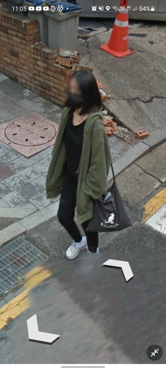 arewhyyouhuu's tweet photo. in case you miss her on google maps https://t.co/6tD0lYXp4U