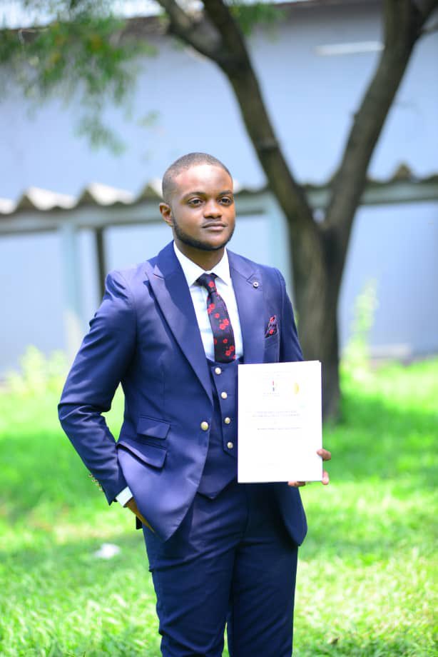 Le Divin BOSAGA 🇨🇩 tweet media