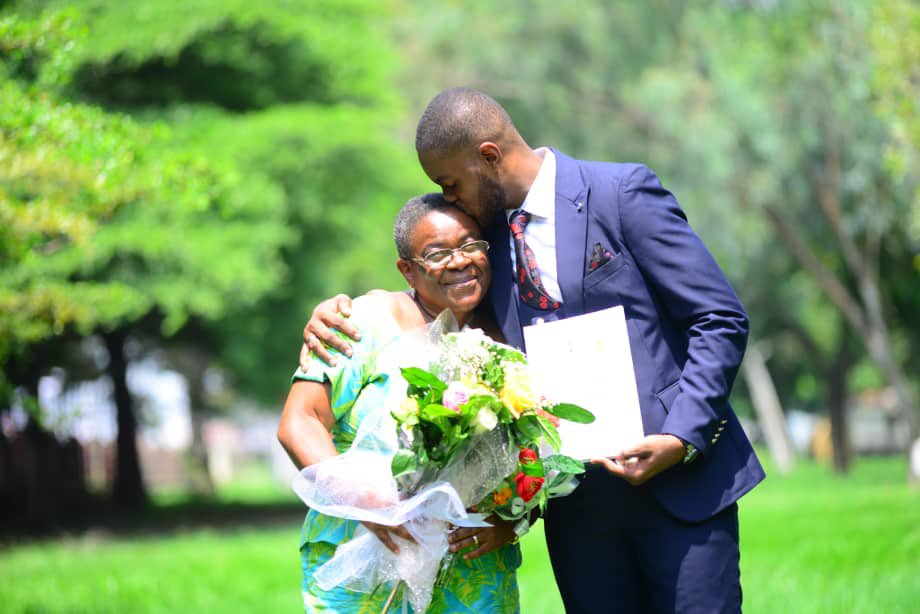 Le Divin BOSAGA 🇨🇩 tweet media