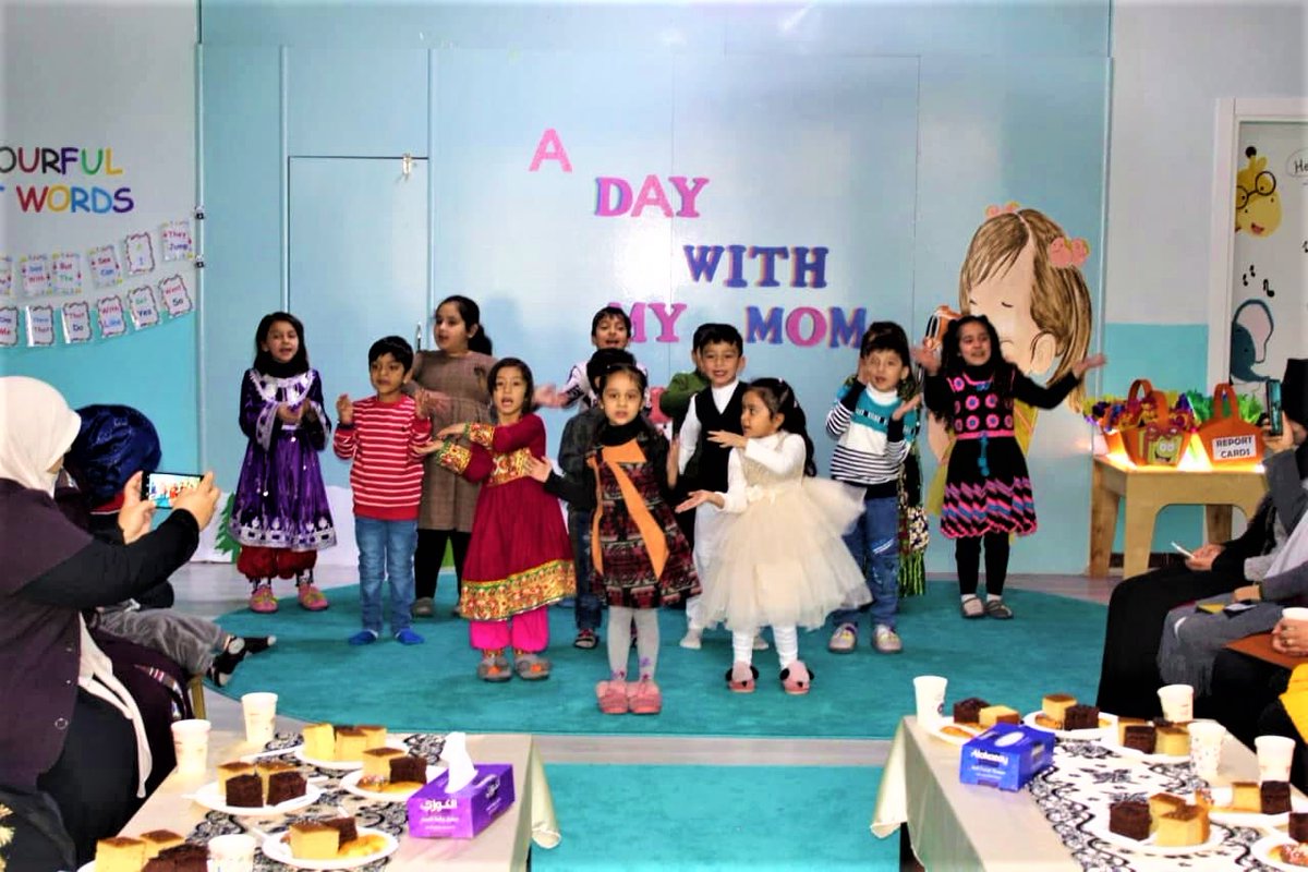 AfganTurkMaarif's tweet photo. #Parents-Teacher Meeting was held in #KG section of Afgan-Turk Maarif #International School, "#aADAY WITH MY #MOM". #Children played many fun #games and performed different #activities with their moms. 🇹🇷🏫👨‍👧‍👦 https://t.co/qJn8j7m07J