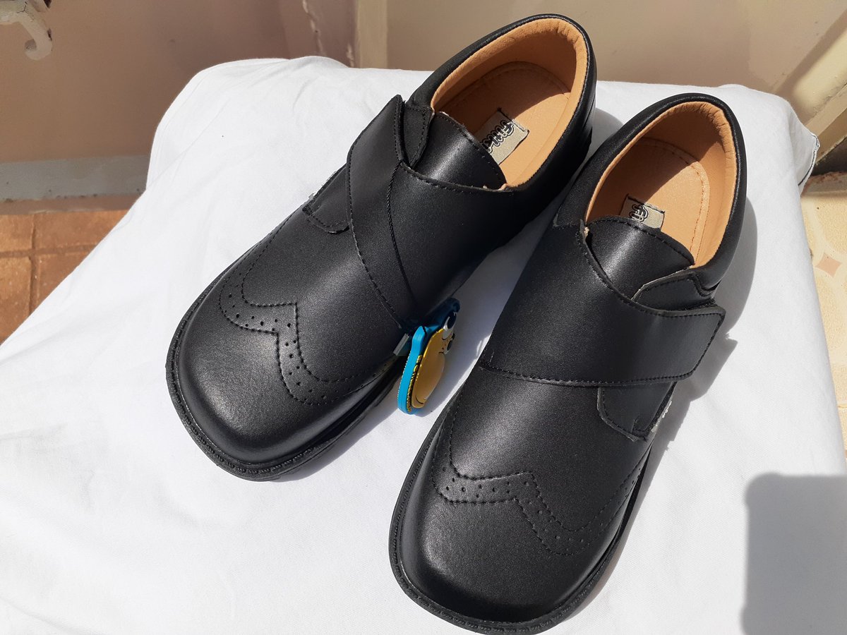 msonlid81's tweet photo. @johnnjenga Premium quality school shoes. Leather with rubber sole, memory form inside. Light weight. Delivery within nairobi at low fees. IG @somanazoshoes https://t.co/NlrOqfhnMY