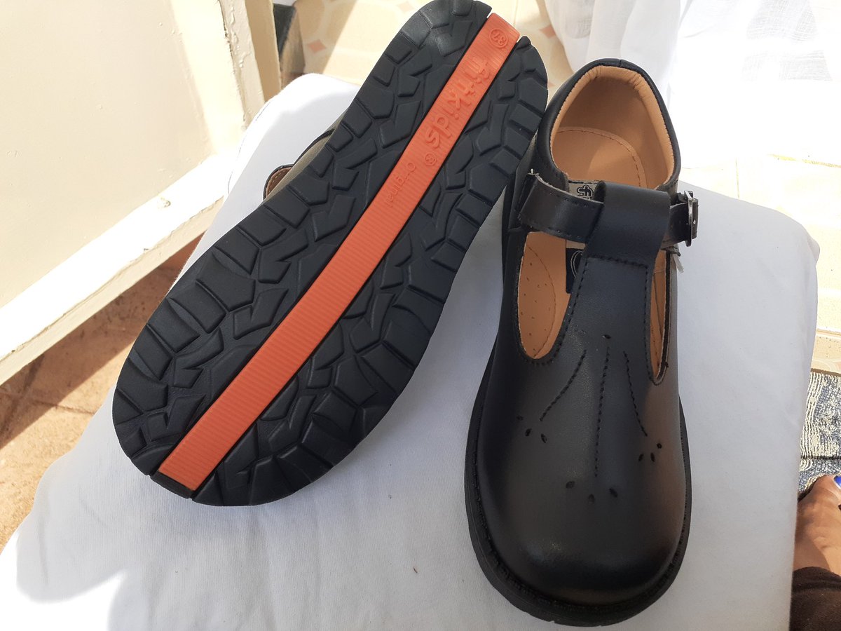 msonlid81's tweet photo. @johnnjenga Premium quality school shoes. Leather with rubber sole, memory form inside. Light weight. Delivery within nairobi at low fees. IG @somanazoshoes https://t.co/NlrOqfhnMY