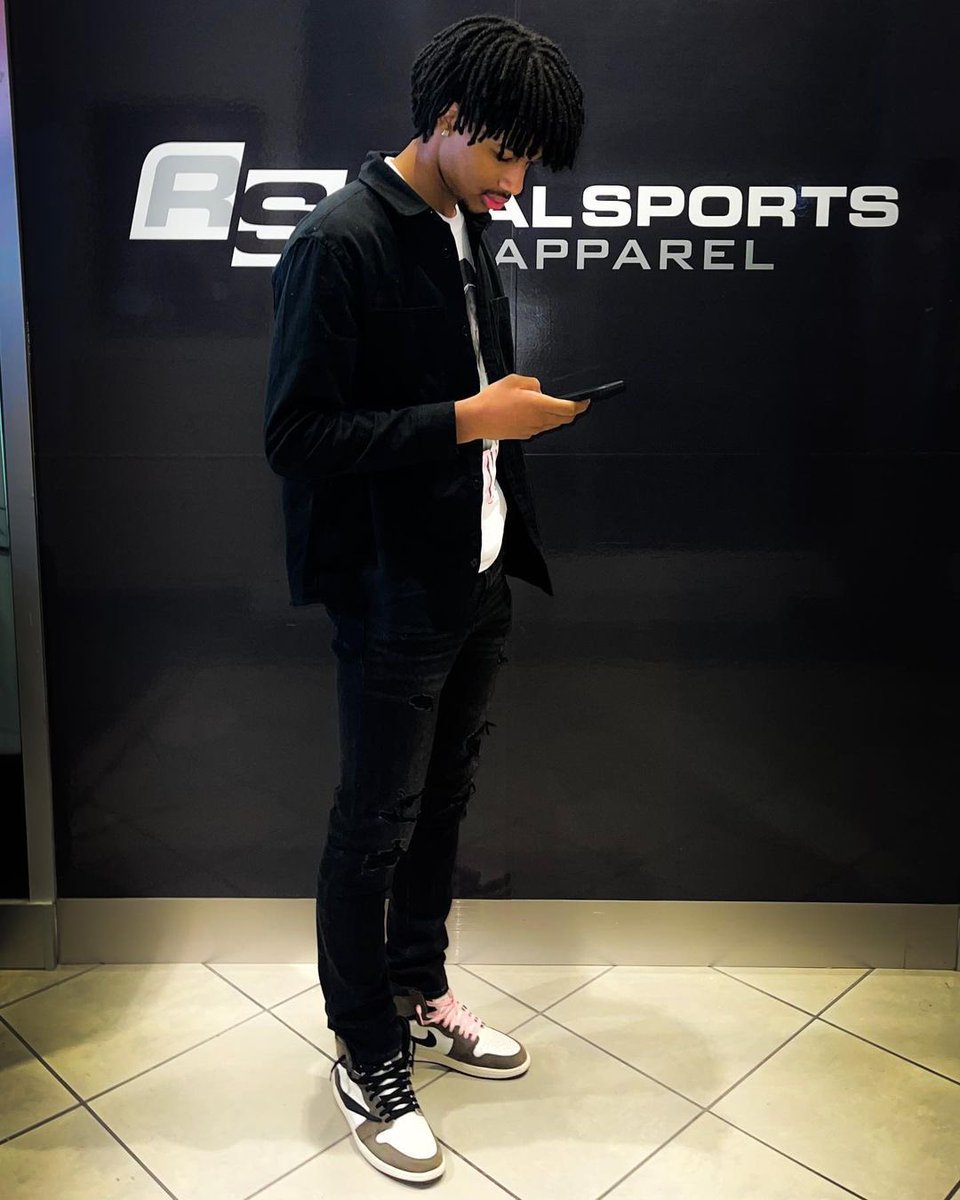 Amari (@cbgamari1) on Twitter photo 