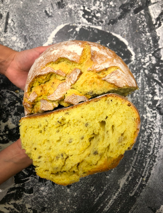 lagallofa's tweet photo. ¡Buenos días! Torta de maíz, elaborada con masa madre activa y harina de maíz natural🥖😍 #TortaDeMaíz https://t.co/8PZCTEBTrZ