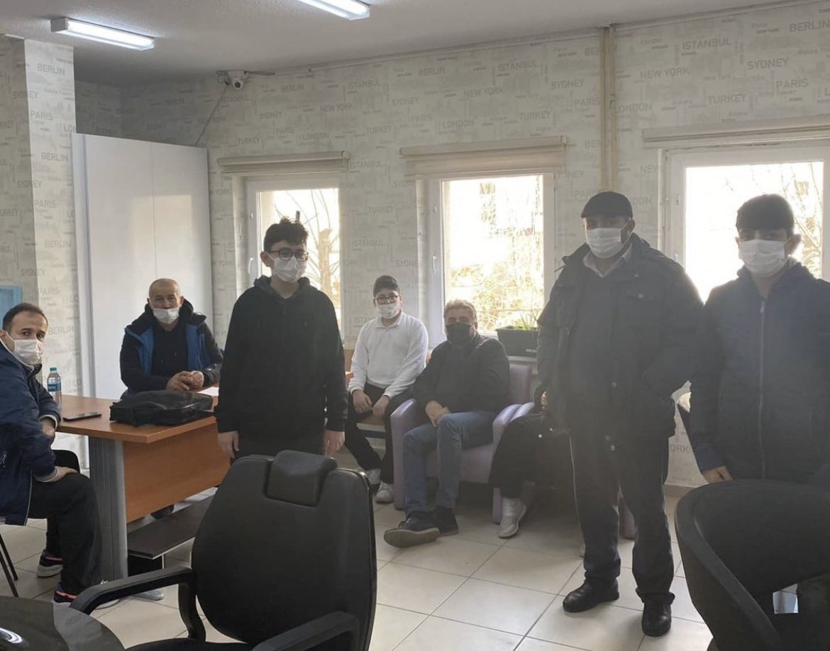 Avcılar Mesleki Eğitim Merkezimizde yapılan bilgilendirmeler doğrultusunda velilerimizin talepleri ile kayıtlar hızla artmaktadır.<a href="/tcmeb/">Millî Eğitim Bakanlığı</a> <a href="/memleventyazici/">Levent Yazıcı</a> @MeslegimHayatim <a href="/CevatDervisoglu/">Cevat Dervişoğlu</a>