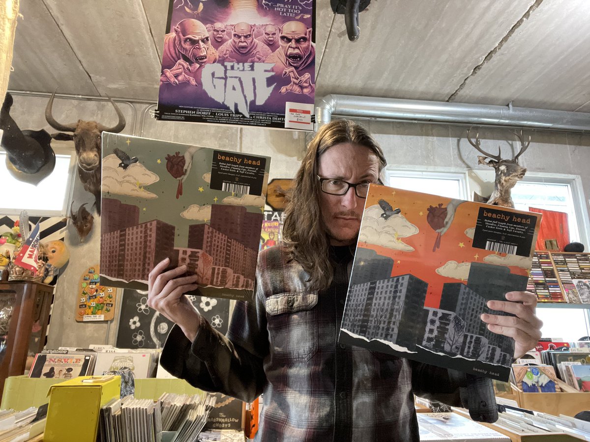 Graveface tweet media