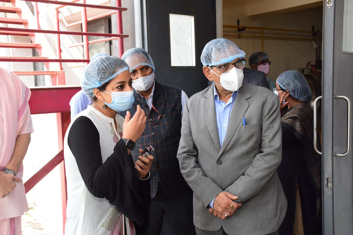 CharmieParekh's tweet photo. Welcoming the Hon’ble Member,Niti Aayog Dr V K Paul and his team to the bottling plant setup by SC ST OBC Financial Corporation of DNHDD-a govt entity that provides loans for Gir cows under GAAY scheme,collects cow milk, bottles &amp; markets the milk and ghee under brand name SYLVAN https://t.co/Pk72WKrYQ1