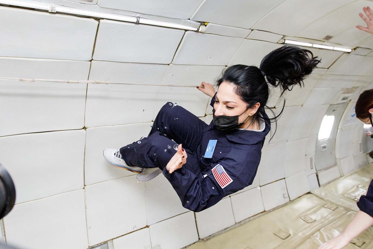 alejandraoraa's tweet photo. ¡Mañana en @cafecnn!

Aquí puedes ser un astronauta por un día. No es una simulación, es la cosa real.

Una experiencia fuera de este mundo, exclusiva de @CNNEE 

Encantada de poder presentárselas mañana junto a @gozerog y @pablocroce https://t.co/0pBTulj1p6