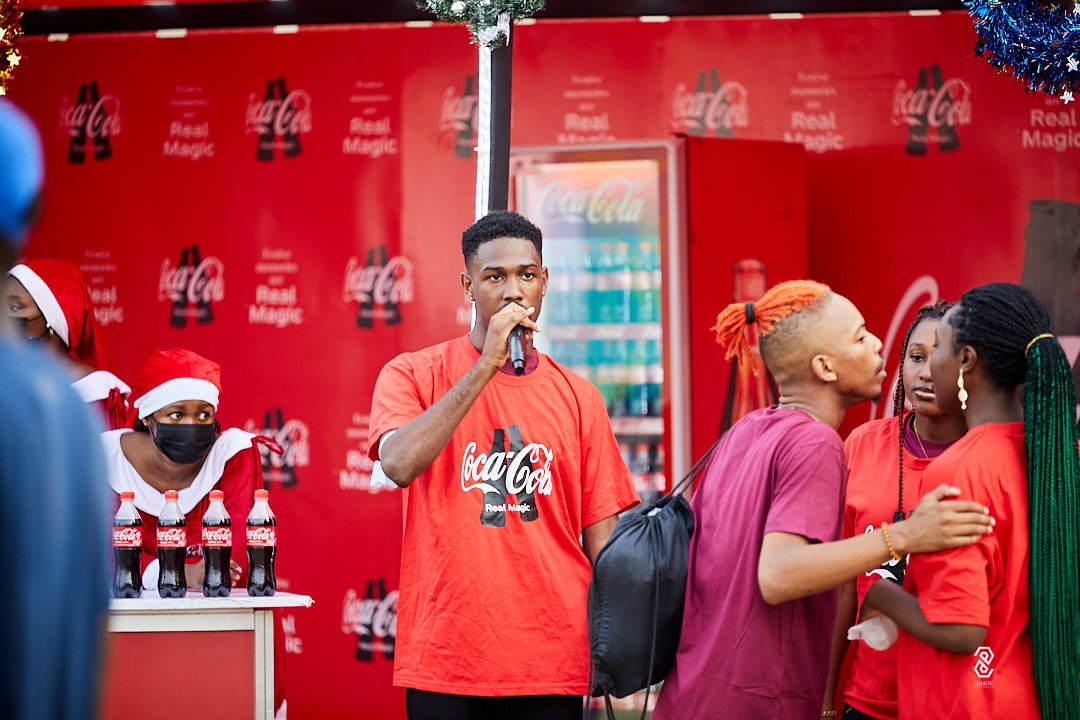 8over8_Photos's tweet photo. The Coca-Cola stand was a party on it own 🤣 @kuulpeeps_

Day 3 - Around the world festival

#ATWfoodfestival #ATWfestival #dettydecember #ghana #eventsgh #eventsghana https://t.co/atb9yWCUo1