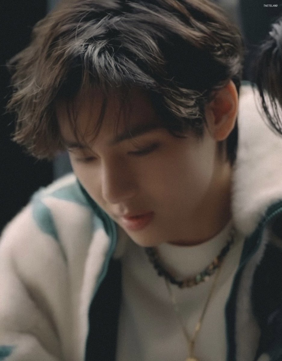 taeteland's tweet photo. he is so dreamy https://t.co/7sH1JtlVmQ