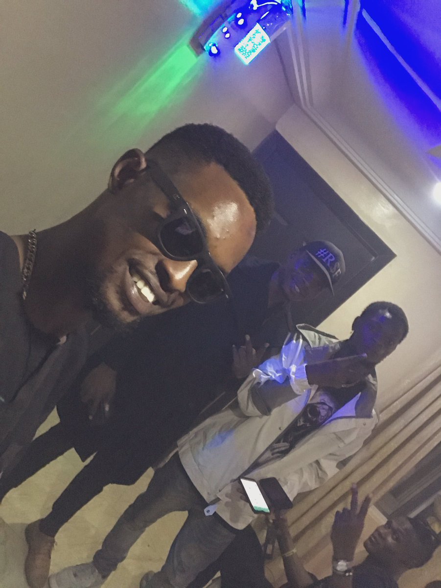 coldgangNIG's tweet photo. .@Oloye_Coldman looking all dope and fresh last night at Time Out With @ArtistesOnTheGo 

#TimeOutWithAOTG #AOTG #coldgang #coldgangMovement https://t.co/QuxVQJYf39