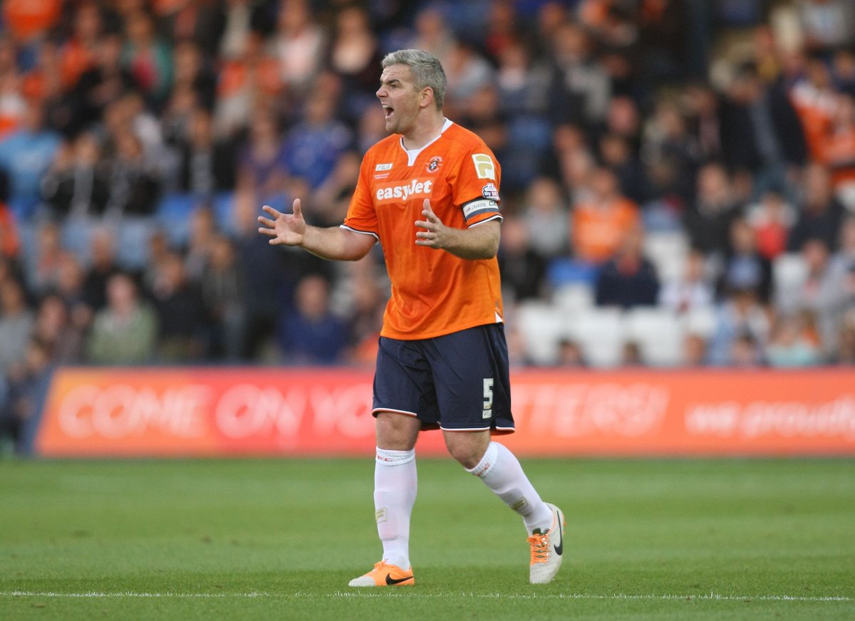 LutonTown's tweet photo. Best of luck to former Hatter Steve McNulty, who has become Assistant Manager at Chester FC! 👏

#COYH https://t.co/vgXd8lPAca