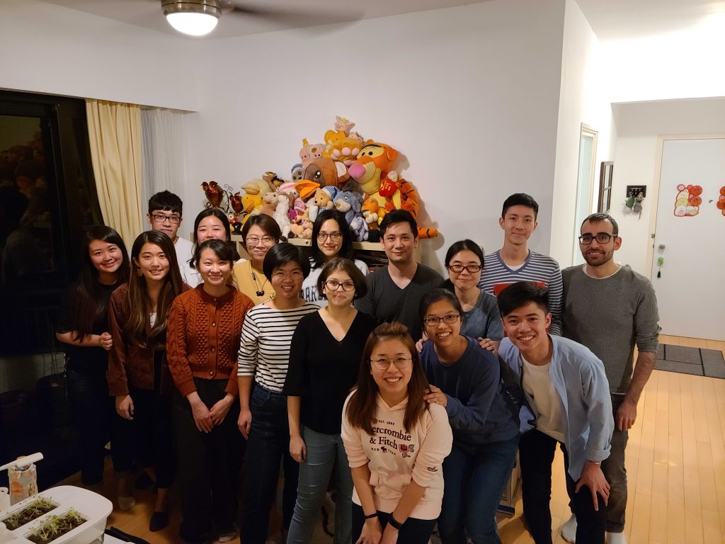 leunglab_ust's tweet photo. December 23rd, 2021: Leung Lab Christmas Party https://t.co/65IJiDv9Mu #celebration https://t.co/Sghki6vbqn