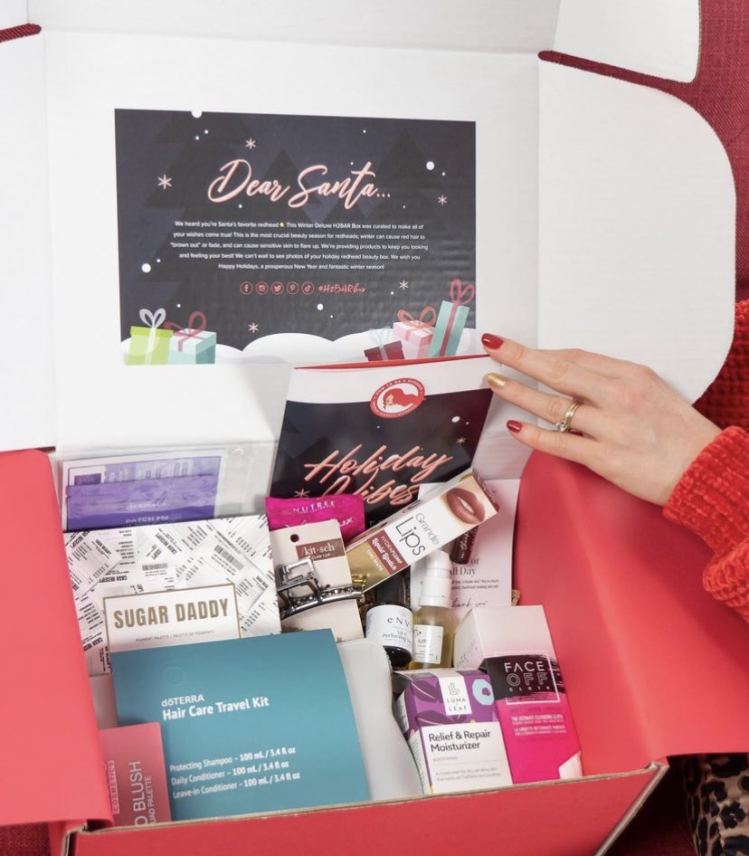 faceoffcloth's tweet photo. Have you received your holiday box yet? @howtobearedhead @h2barbox Take time to relax and pamper yourself with FaceOff #faceoffcloth #howtobearedhead #tweensubscriptionbox #subscriptionbox #spa #relax #holidaygifts https://t.co/Nw43fz9rYT