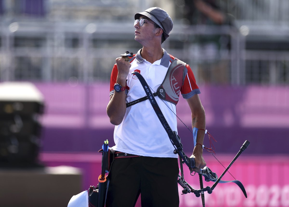 🎯 Türkiye Okçuluk Federasyonu Başkanı Abdullah Topaloğlu, Anadolu Ajansının düzenlediği "Yılın Fotoğrafları" oylamasına katıldı.

📌 Topaloğlu'nun (<a href="/ATopaloglu_TOF/">Abdullah Topaloğlu</a>) haber, yaşam ve spor kategorilerinde oyladığı fotoğraflar v.aa.com.tr/2459319