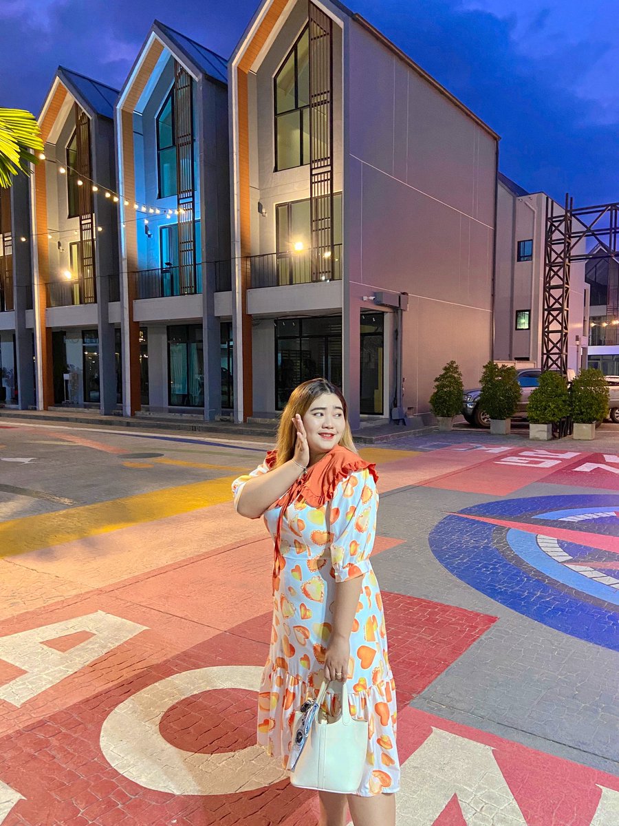 AiladaLooklem's tweet photo. เป็นคนผอมไม่ได้แล้วแหละ เพราะทุกวันนี้เป็นคนสวย🤭😂 https://t.co/E6B6xbolxB