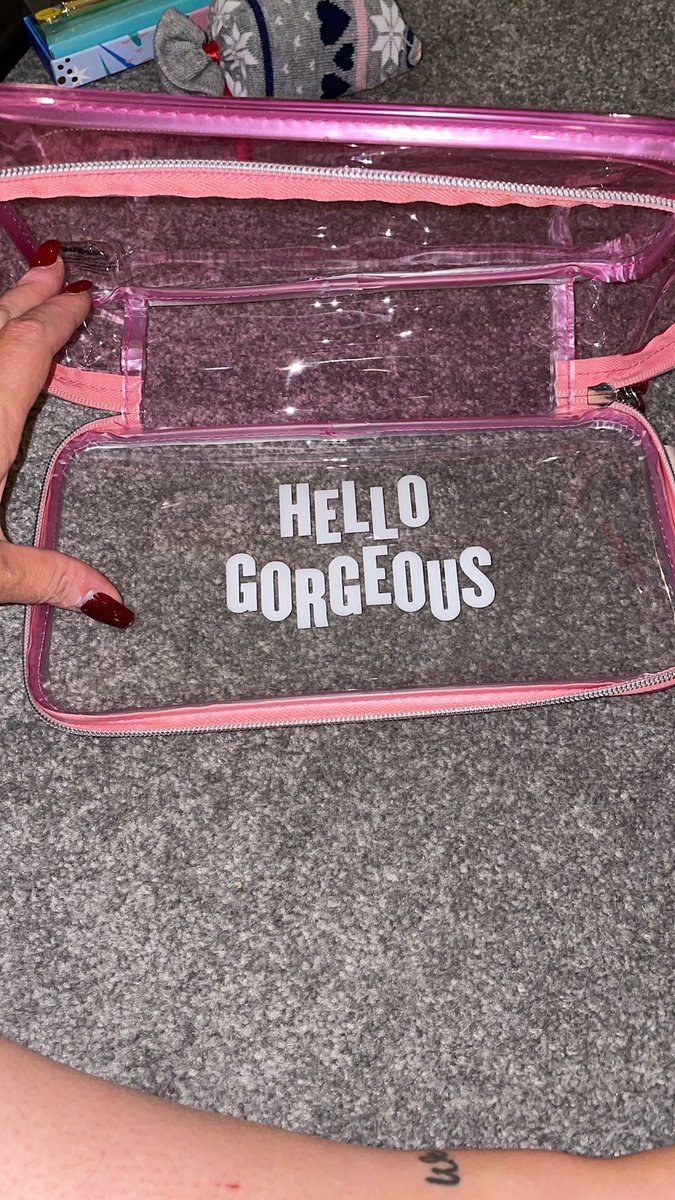 lisarandall77's tweet photo. @SoapandGlory got this for christmas and the wording has been printed backwards?! https://t.co/UP6ivaukK5