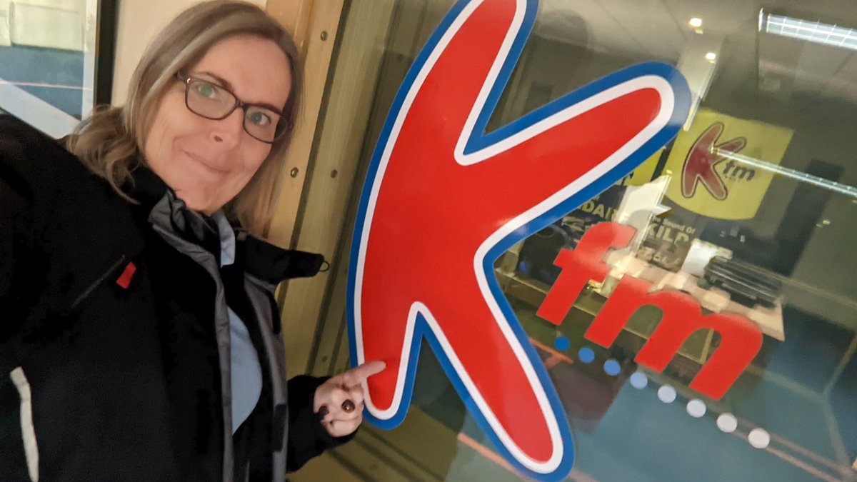 Here I am outside Studio 1 and all set for the imaginatively titled Tuesday Show here @kfmradio 
Still in my motorcycle jacket #Cold
Join me at 11am for tunes and a bit of banter.
Hope you're having a lovely #Twixtmas? 
@PhilCollinsFeed @U2 @maroon5 @Harry_Styles all on the way!
