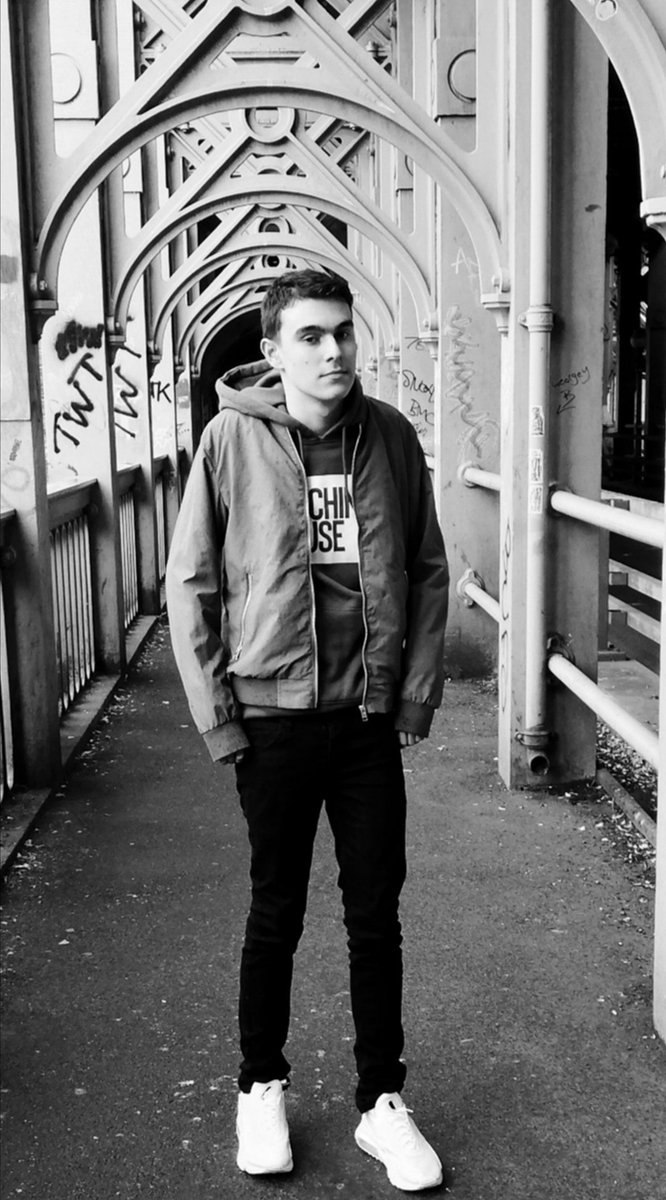 ravens2007fc's tweet photo. So we're aiming to launch our business online in January 2022
Hope you all come to visit us Bhoys and Ghirls π
My bhoy's that excited that he's even got involved in some modelling, not easy for him but very proud!
#MachineHouse clothing
#AutismAwareness
Feel free to share ππ https://t.co/KHbcE1Qxd9