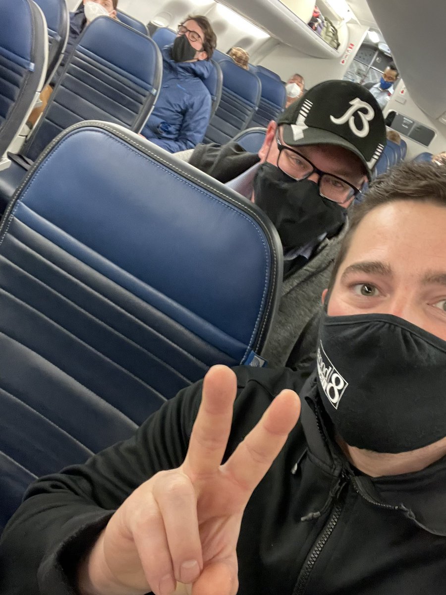 CaseyJ_WOODTV's tweet photo. Heading to Miami for the #orangebowl See you all week on @WOODTV #Michigan #Georgia #MiamiMen https://t.co/Tm6h62EsAF