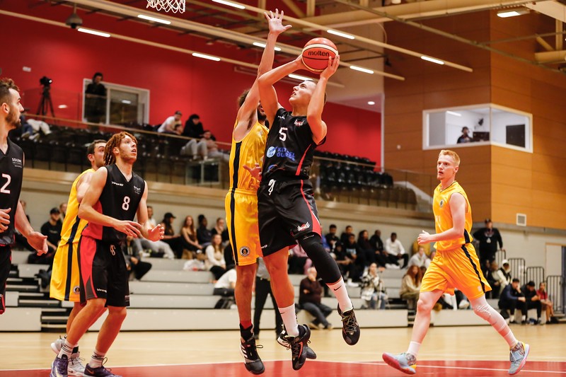 Basketball Scholarships at Solent University for 2022 are open now with trials held in the spring. 

To apply online please click on the link ow.ly/3YzZ50GTTak 

<a href="/MySolentSport/">Solent University Sport</a> <a href="/SolentKestrels/">Solent Kestrels</a> <a href="/bballengland/">Basketball England 🥇🥈</a> <a href="/AoC_Sport/">AoC Sport</a> 
<a href="/play_overseas/">Play Overseas</a> 
 
📷: <a href="/LsMedia98/">Luke Simcock</a>