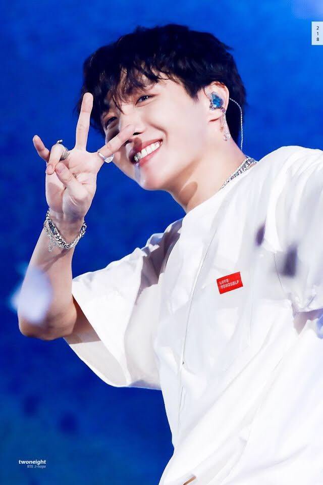 Hanny_beom's tweet photo. Reply và retweet nhé~🐿💜

💜OUR J-HOPE IS THE BEST 
💜SỨC MẠNH CỦA HOSEOK LÀ SỐ MỘT
#jhope #제이홉 #정호석 #방탄소년단제이홉 #GoldenMainDancer https://t.co/OargwIZKuv