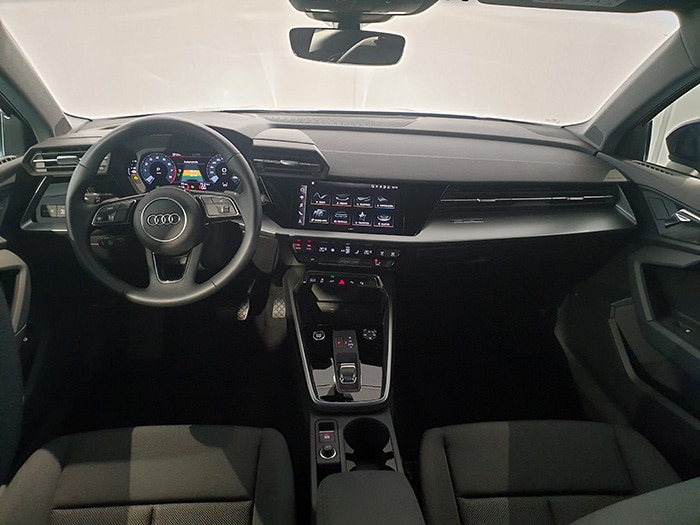 AudiRiojaMotor's tweet photo. La conducción del futuro ya está en tu presente con este #Audi de ocasión, híbrido y automático. ✨. 🚘 A3 Sportback TFSIe Advanced 40 204 CV S tronic
🛣️ 16 km
💶 36.500€
✅ Llantas de aleación.
✅ Aparcamiento asistido.
#RiojaMotor #AudiSelectionPlus
https://t.co/2hs0l6CmKh https://t.co/FapmhhjgJ8