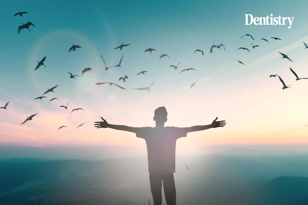 Dentistry's tweet photo. Core Strengths – embracing the good;

We should celebrate how far we’ve come in the last year, Catherine Rutland @SimplyhealthUK says.

https://t.co/abv2MbDwZM

In partnership with @SimplyhealthUK 

#dentistry #simplyhealth #denplan #corestrengths https://t.co/ui8W0SzxA0