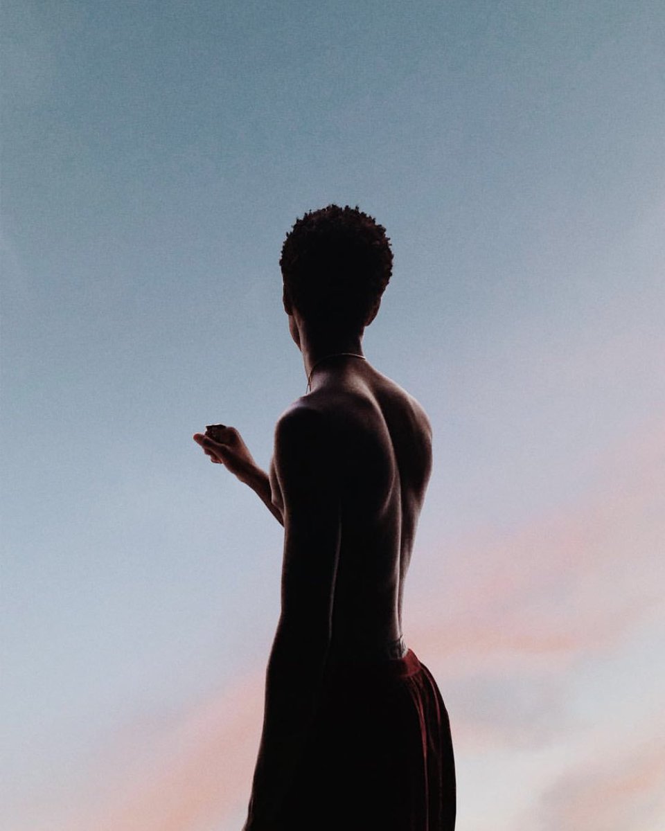 Merci Pour la lumière tweet media