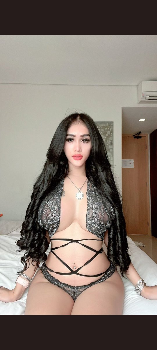 MkhalilAlQarni2's tweet photo. @maudy_ts @jockosrocketX @Ladyboypalooza https://t.co/igEpLEit5S