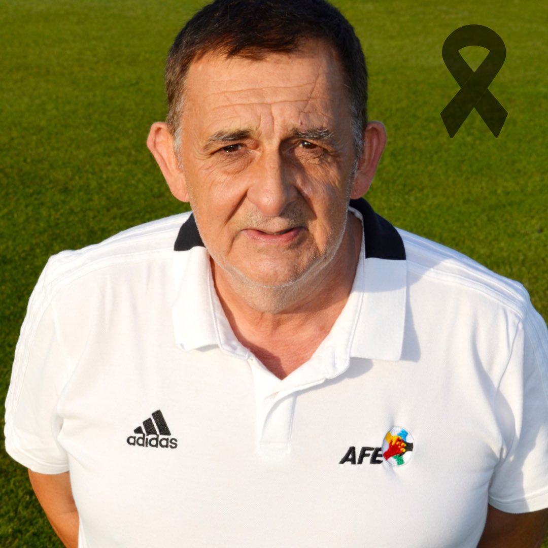 Hoy es un día muy triste para #AFEFútbol, nos ha dejado el doctor César Cobián. Un gran médico y una gran persona que nos acompañó en varias ediciones de #SesionesAFE. Nuestras condolencias a familiares, amigos y al <a href="/RCDeportivo/">RC Deportivo</a>, club al que estuvo vinculado durante años. DEP.