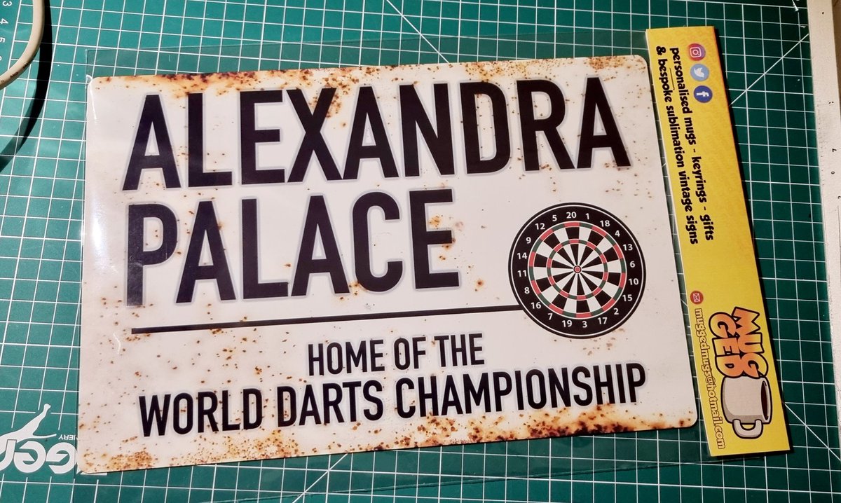MuggedPrint's tweet photo. ** GIVEAWAY ** Free to enter just RT and tag in 2 friends to be in the draw to win a metal printed Ally Pally darts sign. Ideal for any mancave, sports room. Winner chosen 3rd Jan - 7pm @OfficialPDC @sbunting180 @Gezzyprice #allypally #darts #PDCWorldDartsChampionship https://t.co/ikYIXx9XLn