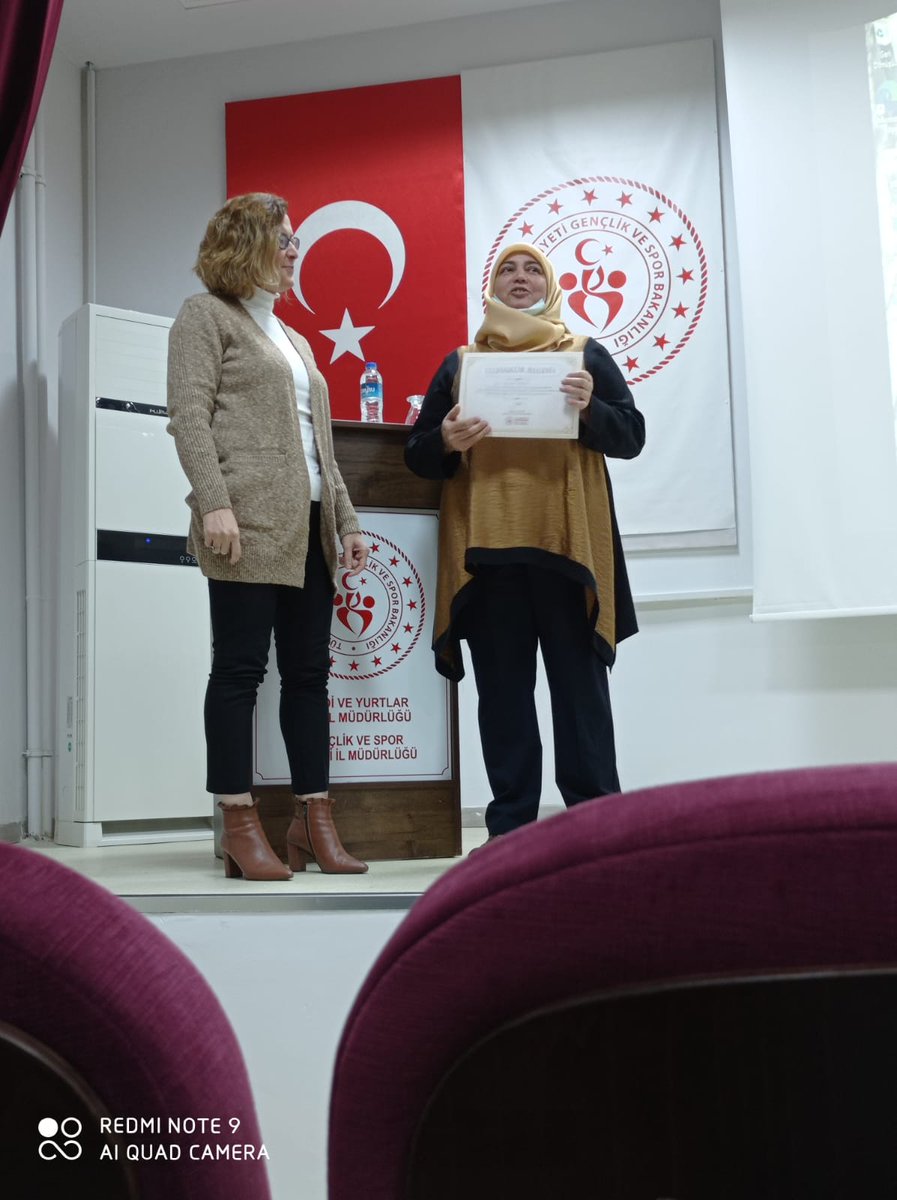 22.12.2021 tarihinde Milli Şairimiz Akifi anma programımıza PAÜ Tarih Bölümü Dr.Öğr.Ü Nezahat BELEN Hocamızın katkılarından dolayı teşekkür ederim.
<a href="/DenizliKYGM/">GSB Denizli Yurtları</a> 
<a href="/denizlimuftuluk/">Denizli Müftülüğü</a>
<a href="/DIBAliErbas/">Prof. Dr. Ali Erbaş</a>
<a href="/gencliksporbak/">Gençlik ve Spor Bakanlığı 🇹🇷</a> <a href="/kasapoglu/">Dr. Mehmet Kasapoğlu</a> <a href="/MerkezefendiMft/">Merkezefendi Müftülüğü</a> 
<a href="/vildanbasbug/">Vildan Basbug 🟢 🇹🇷</a> 
<a href="/zynpapa/">ZEYNEP MÜBERRA APA</a>