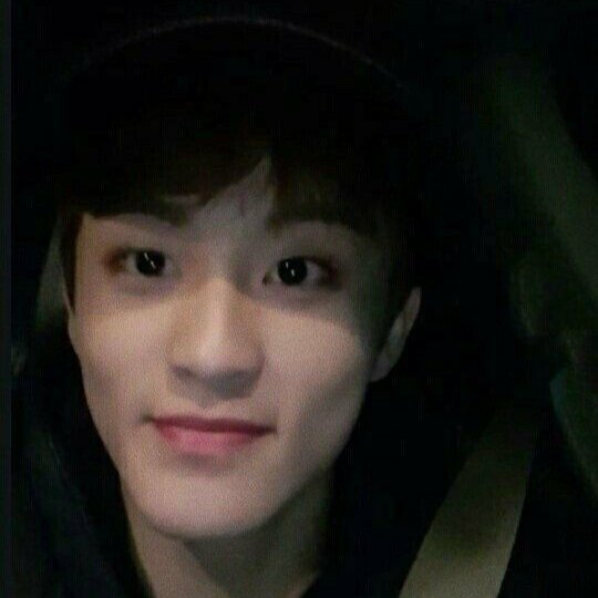 _hitmyheart's tweet photo. ㅡmarkhyuck auㅡ 

𝘯𝘰 𝘰𝘯𝘦 𝘣𝘦𝘭𝘰𝘯𝘨𝘴 𝘩𝘦𝘳𝘦 𝘮𝘰𝘳𝘦 𝘵𝘩𝘢𝘯 𝘺𝘰𝘶. https://t.co/Wq9Sg5akAw