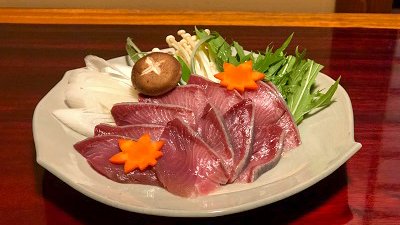 kinmisake's tweet photo. 「ぶりの概念が覆る」、プリプリな天然能登寒ぶりの美味しい食べ方をご存じですか？

①わさび醤油
②大根おろし
③しゃぶしゃぶ
④炙り

この時期しか味わえない天然能登寒ブリをご自宅でお楽しみください🐟

詳細は▶https://t.co/PsTpPtCvAO https://t.co/FwIMiC6ZpV