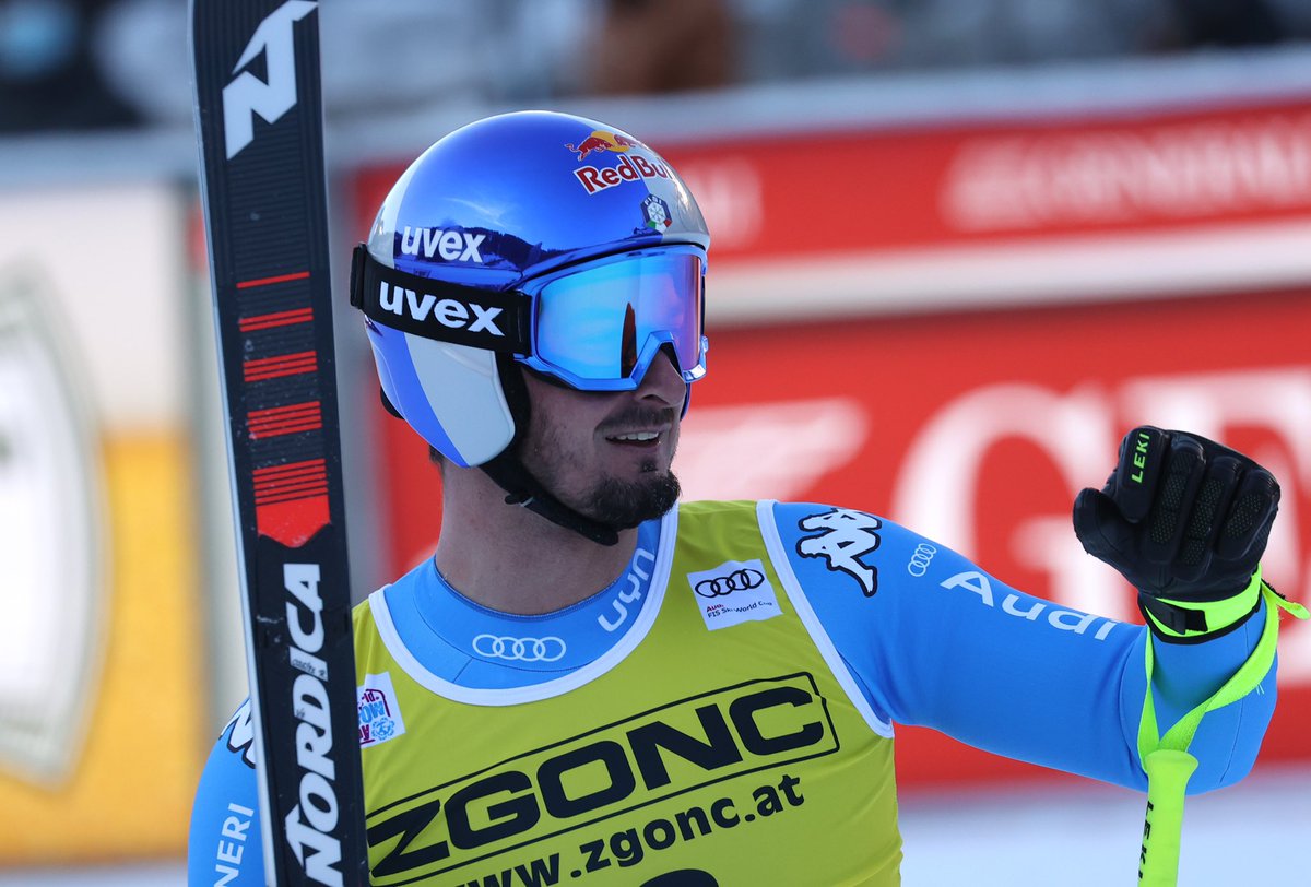 ItaliaTeam_it's tweet photo. DOMME SEI UN MITO! 🤩

Discesa capolavoro, è ancora Dominik Paris a vincere a Bormio!

#ItaliaTeam | @Fisiofficial https://t.co/95OVIXeGmE