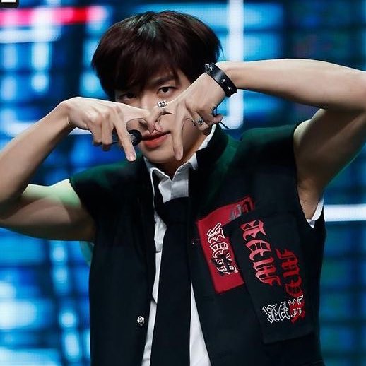 LEADERARCHIVES's tweet image. [ #방찬 #이상연 ] 

this bangchan with this sangyeon