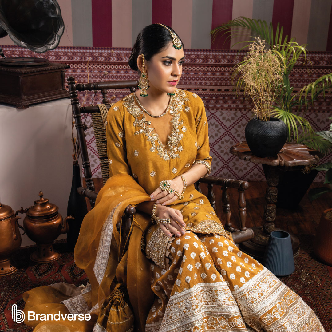 BrandverseG's tweet photo. “You don’t take a photograph, you make it.” 

Client - Sila by Sumaira Aurangzeb

#FashionPhotography #Sila #Brandverse #fashionphotography #EditorialShoot #Artdirection #Photooftheday #CreativeShoot #FashionTuesday https://t.co/AaBqRRWGVy