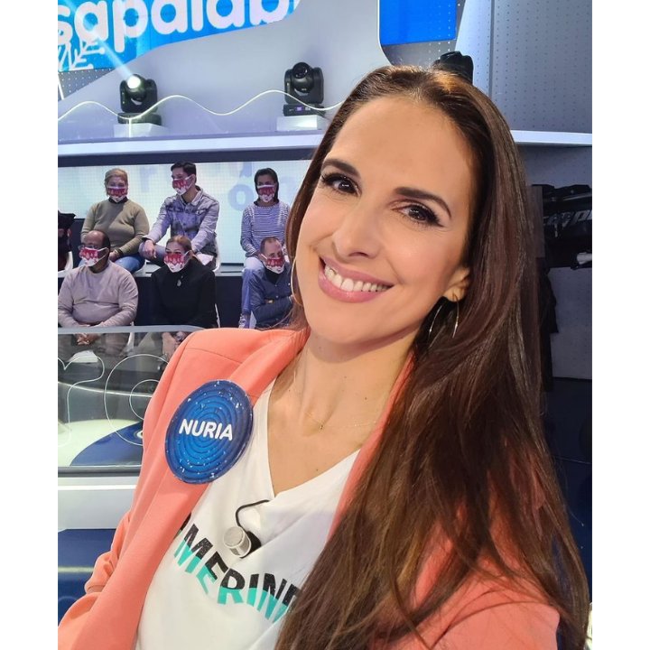 NuriaFergoWeb's tweet photo. Nuria Fergó participó ayer en "Pasapalabra" de Antena 3 https://t.co/68o71unGDJ